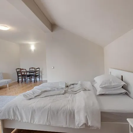 Garibaldi Studio Lägenhet Bukarest